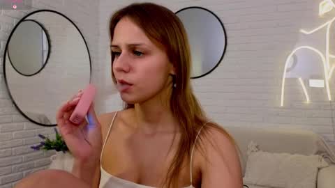 Snapshot of wendy__doll chatting on 02/19/26, 09:22 Im Wendy online show from 02/19/26, 09:22