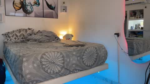 Wendy Alex online show from 02/06/25, 12:33