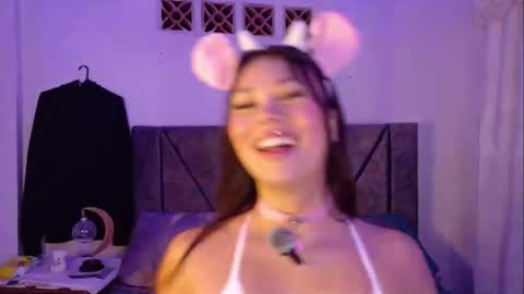 Snapshot of wendy_mills_ chatting on 02/04/26, 03:56 Wendy online show from 02/04/26, 03:56