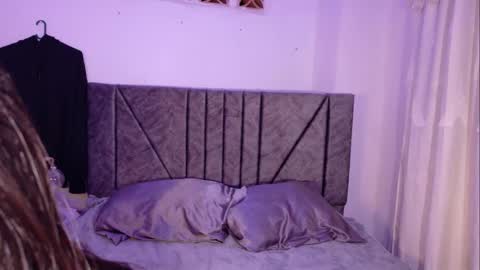 Snapshot of wendy_mills_ chatting on 02/05/26, 04:17 Wendy online show from 02/05/26, 04:17