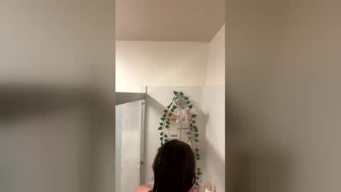 Wendy online show from 12/22/25, 10:40