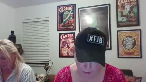 WendyCU online show from 12/17/24, 03:17