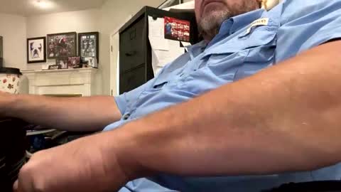 wes40960 online show from 10/15/25, 04:07