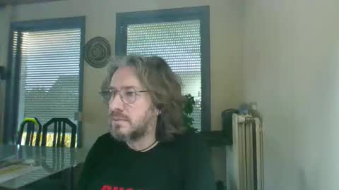 Snapshot of wesh_wesh chatting on 12/05/25, 08:34 wesh wesh online show from 12/05/25, 08:34