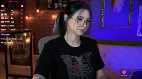 little girl who is always rightLisa online show from 11/29/25, 01:41