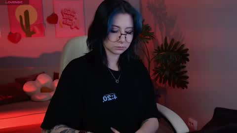 little girl who is always rightLisa online show from 02/19/26, 01:12