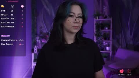 little girl who is always rightLisa online show from 02/26/26, 01:26