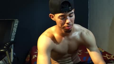 wesley_77 online show from 02/28/26, 07:59