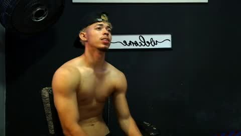 wesley_77 online show from 05/26/26, 04:25
