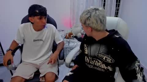 Snapshot of wesley_boy chatting on 09/24/25, 03:54 Wesley Boy online show from 09/24/25, 03:54