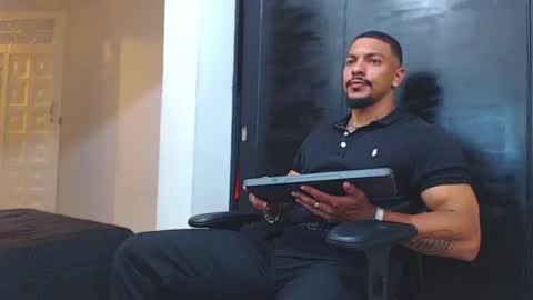 Wesley Rogger online show from 09/27/25, 09:31