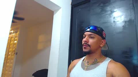 Wesley Rogger online show from 10/19/25, 10:32