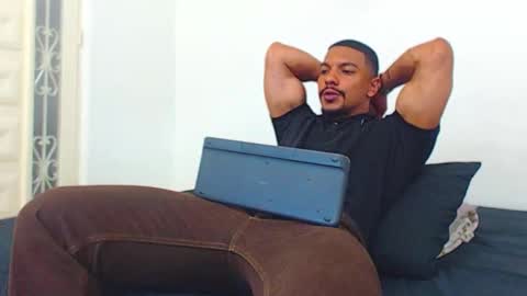 Wesley Rogger online show from 10/27/25, 09:52