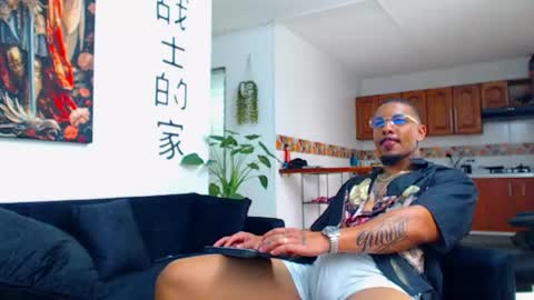 Wesley Rogger online show from 04/19/26, 06:10