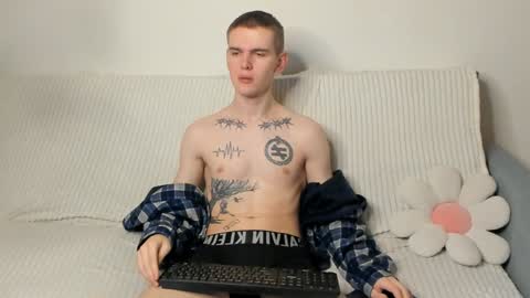 Wes online show from 01/12/25, 02:24