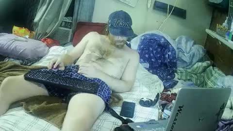 EASTOFF online show from 10/10/25, 05:06