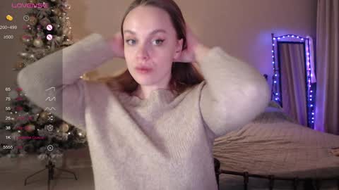 Snapshot of wet_lana chatting on 12/14/24, 07:03 Lana online show from 12/14/24, 07:03