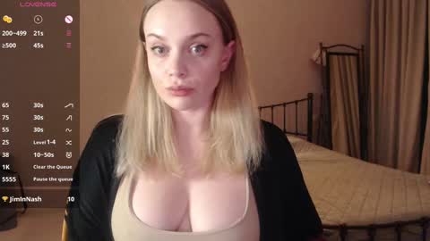 Snapshot of wet_lana chatting on 03/12/25, 05:07 Lana online show from 03/12/25, 05:07