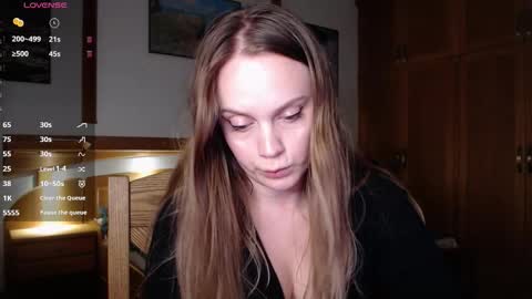 Snapshot of wet_lana chatting on 10/07/25, 06:16 Lana online show from 10/07/25, 06:16