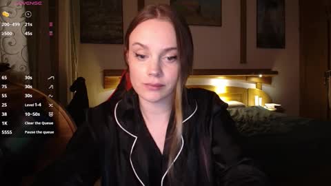 Lana online show from 11/26/25, 08:54