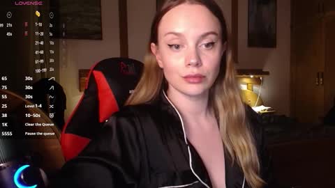 Lana online show from 12/05/25, 09:00