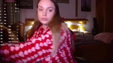 Lana online show from 03/10/26, 09:09