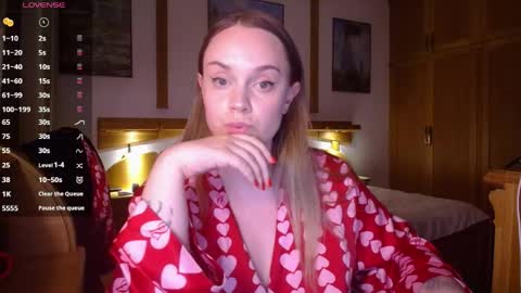 Lana online show from 04/23/26, 07:16