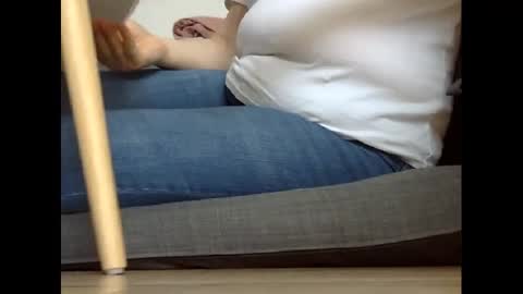 wet_pants2022 online show from 02/25/25, 11:30