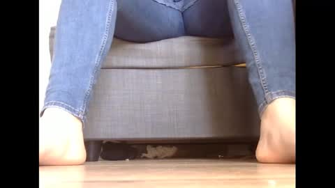 wet_pants2022 online show from 02/27/25, 01:38