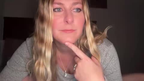 Scarlett online show from 10/29/25, 12:35