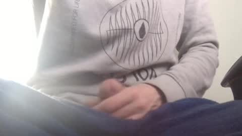 Snapshot of wetbigdickstream chatting on 05/18/26, 12:11 Wetbigdickstream online show from 05/18/26, 12:11
