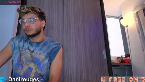 Mia and Dylan online show from 11/29/25, 09:07