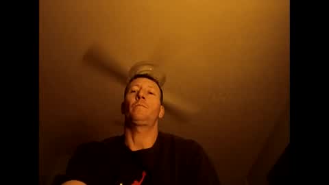 wetduck77777 online show from 02/16/26, 07:48