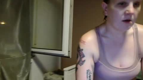 Snapshot of wetgerman2 chatting on 01/27/25, 04:33 Wetgerman online show from 01/27/25, 04:33