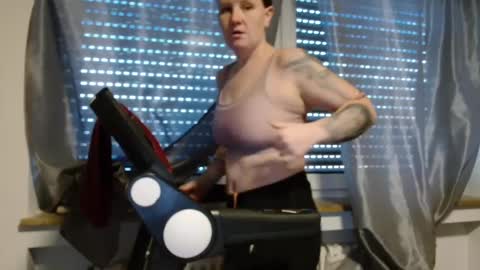 Snapshot of wetgerman2 chatting on 01/29/25, 11:20 Wetgerman online show from 01/29/25, 11:20