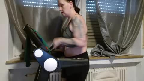 Snapshot of wetgerman2 chatting on 01/30/25, 10:08 Wetgerman online show from 01/30/25, 10:08