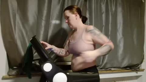 Snapshot of wetgerman2 chatting on 01/31/25, 04:58 Wetgerman online show from 01/31/25, 04:58