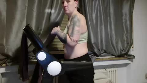 Snapshot of wetgerman2 chatting on 02/04/25, 11:16 Wetgerman online show from 02/04/25, 11:16