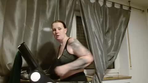 Snapshot of wetgerman2 chatting on 02/04/25, 09:52 Wetgerman online show from 02/04/25, 09:52