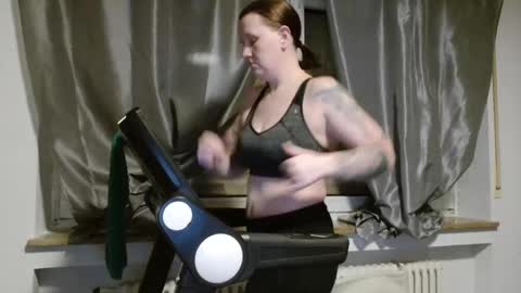 Snapshot of wetgerman2 chatting on 02/05/25, 11:12 Wetgerman online show from 02/05/25, 11:12