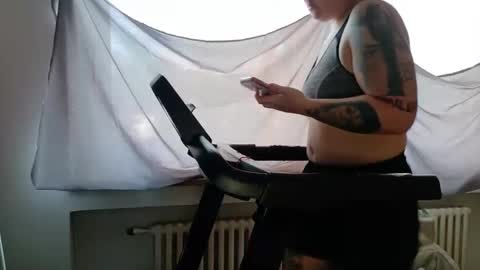 Snapshot of wetgerman2 chatting on 01/19/26, 11:36 Wetgerman online show from 01/19/26, 11:36