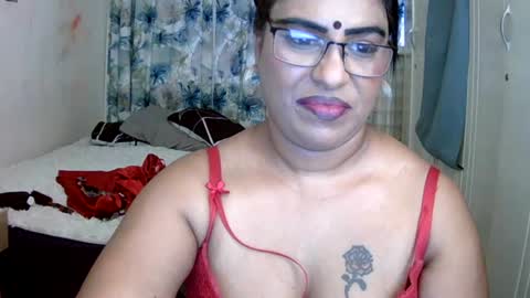 Snapshot of wetindian1971 chatting on 07/28/26, 12:48 kavita online show from 07/28/26, 12:48