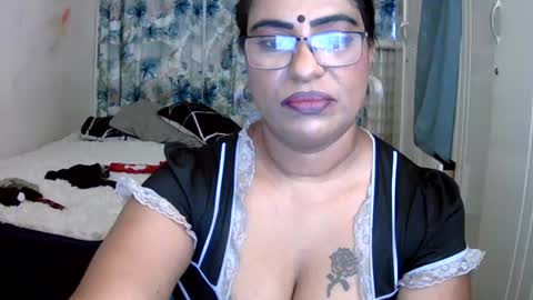 Snapshot of wetindian1971 chatting on 07/28/26, 02:13 kavita online show from 07/28/26, 02:13
