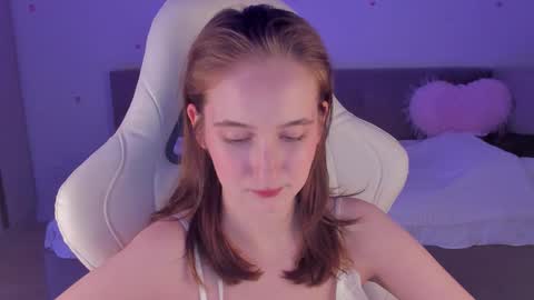 Sofia online show from 10/24/25, 03:08
