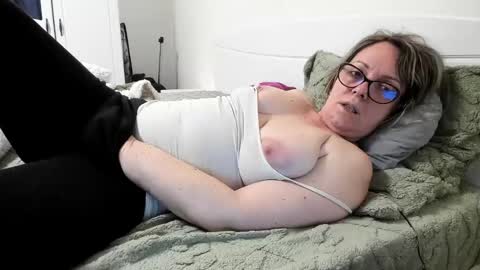 Amy online show from 03/02/25, 02:10