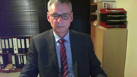 Snapshot of wetsuitedman chatting on 07/08/26, 06:34 Franz online show from 07/08/26, 06:34