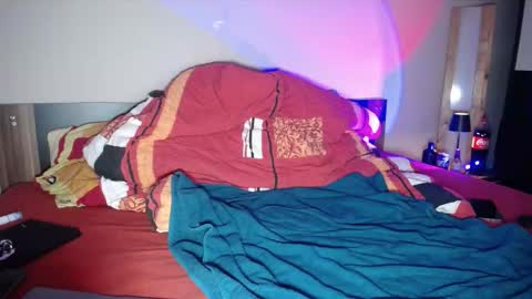 Snapshot of whacko0 chatting on 09/12/25, 02:39 Andy online show from 09/12/25, 02:39