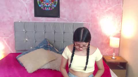 whanda online show from 10/04/25, 02:15