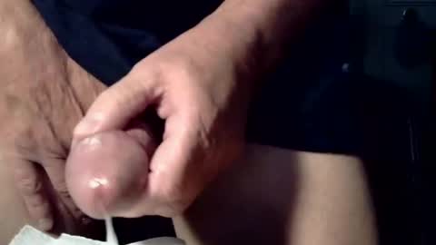 Snapshot of what893 chatting on 12/15/24, 07:42 what893 online show from 12/15/24, 07:42