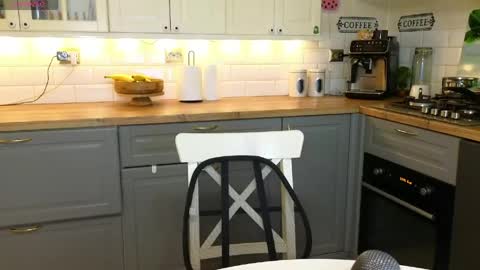 Victoria Maria online show from 04/25/26, 11:24